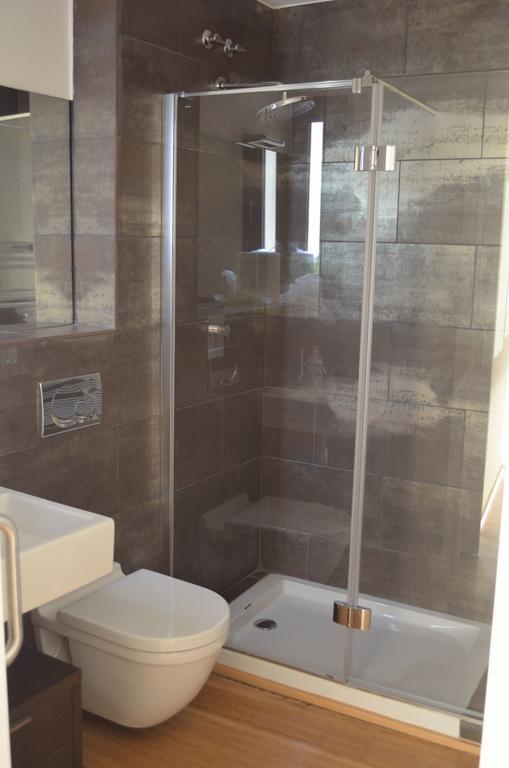 Girona Housing Ginesta 9 Apartment Стая снимка
