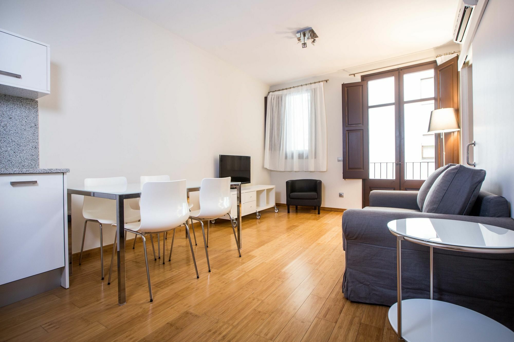 Girona Housing Ginesta 9 Apartment Екстериор снимка